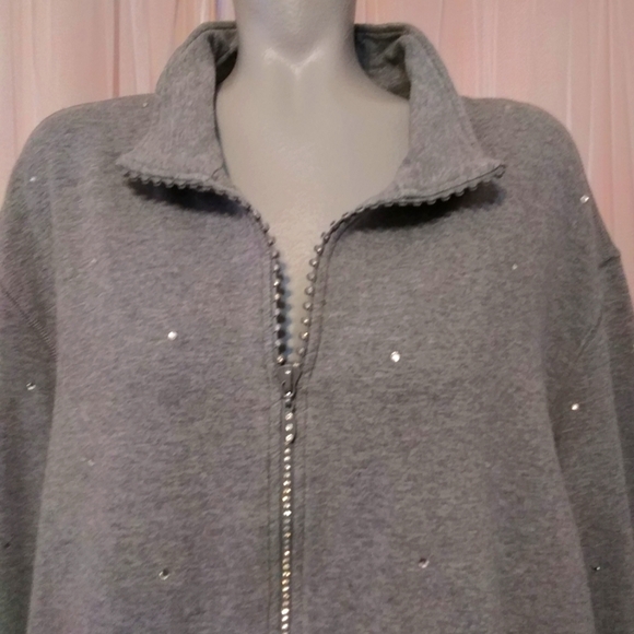 The Quaker Factory Sweater - Picture 1 of 13